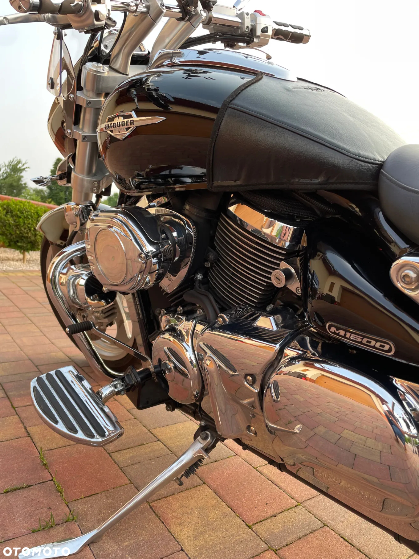 Suzuki Intruder - 16