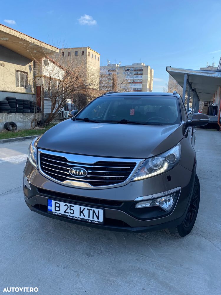 Kia Sportage 2.0 CRDI 4WD Automatik Fifa World Cup Edition - 3