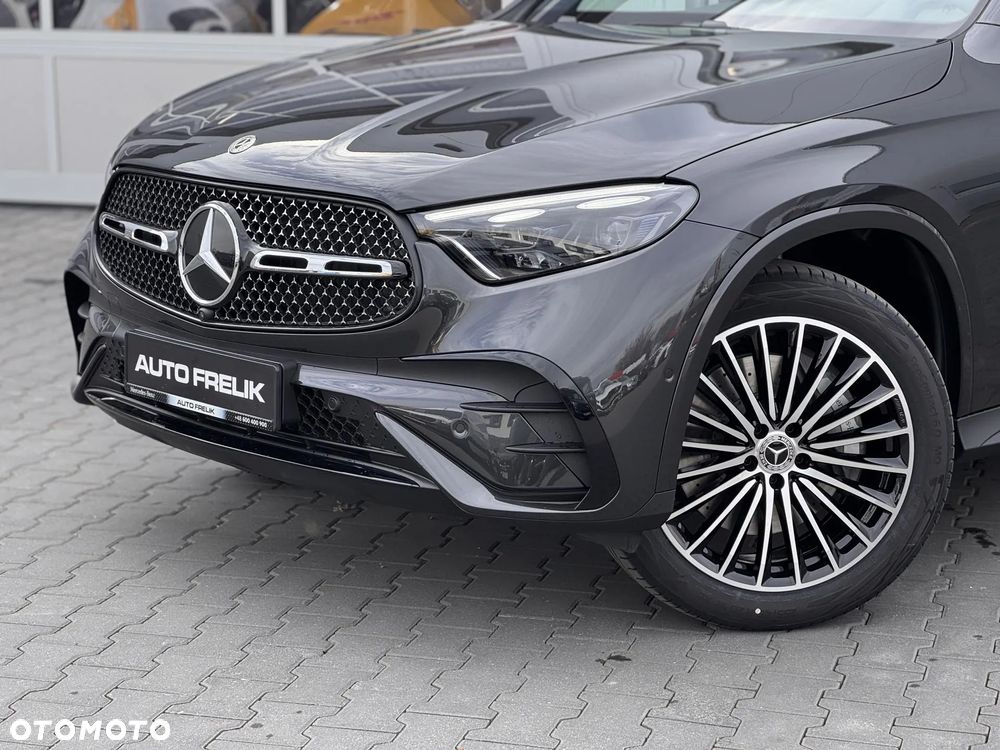 Mercedes-Benz GLC 200 d 4Matic 9G-TRONIC AMG Line Advanced - 3