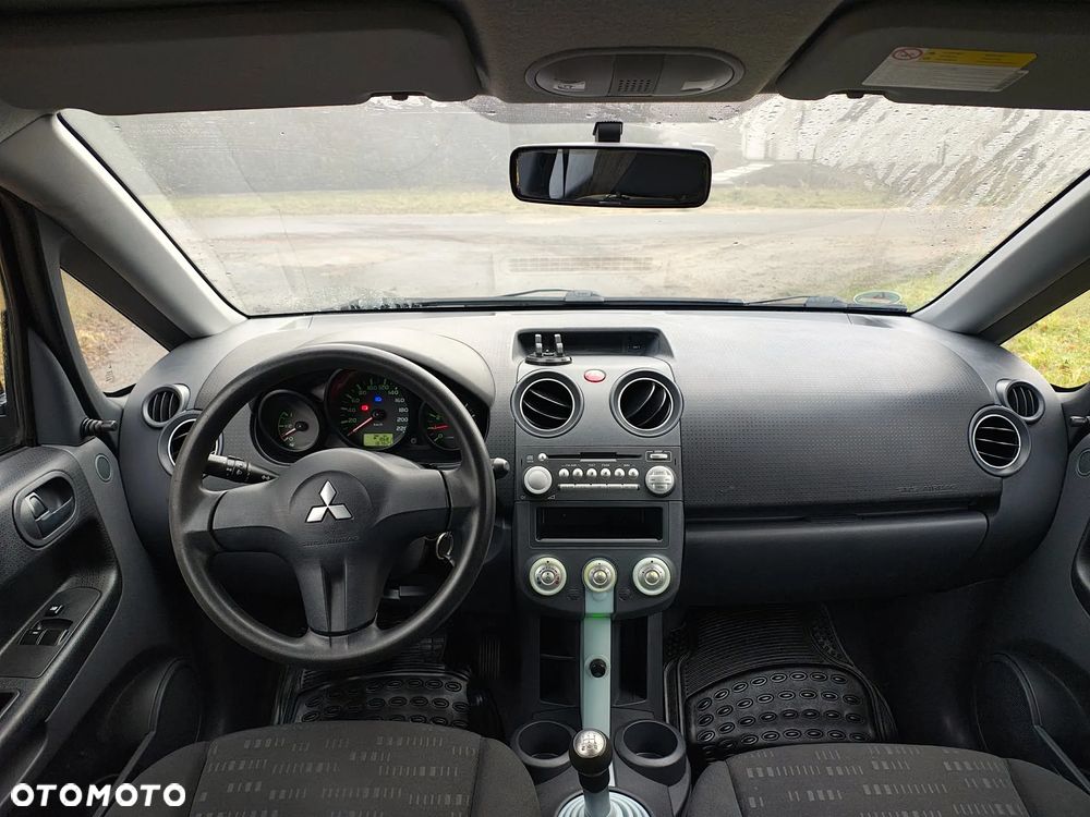 Mitsubishi Colt CZ3 1.1 Inform - 24