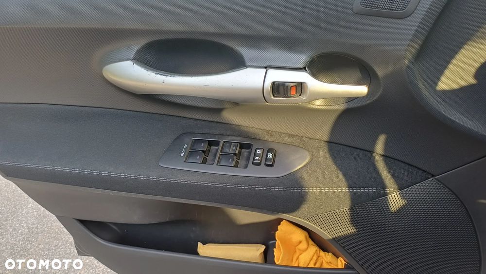 Toyota Auris 1.6 Edition - 8