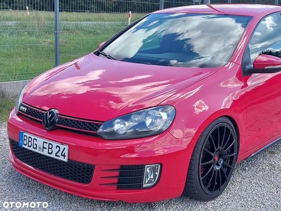 Volkswagen Golf 2.0 GTI - 2