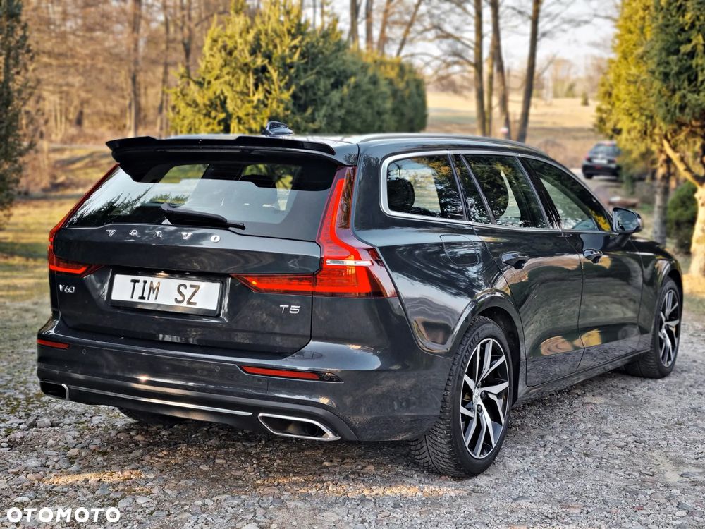 Volvo V60 T5 Geartronic Momentum - 12