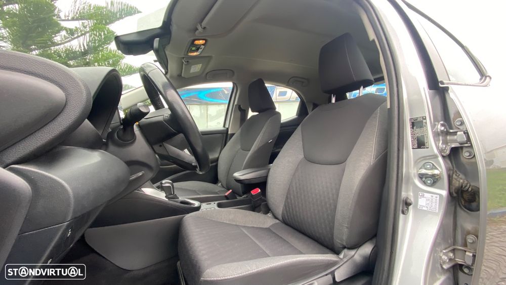 Toyota Yaris 1.5 HDF Comfort - 19