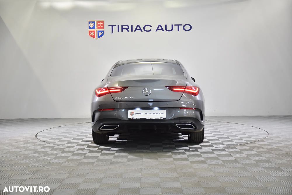 Mercedes-Benz CLA 250 - 5