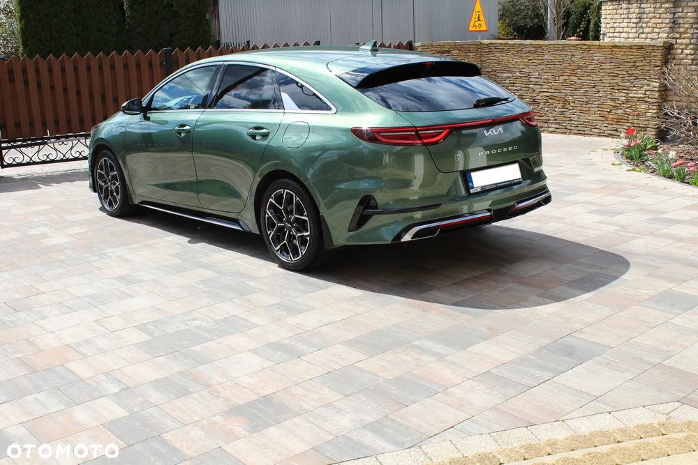 Kia ProCeed 1.5 T-GDI GT Line - 4