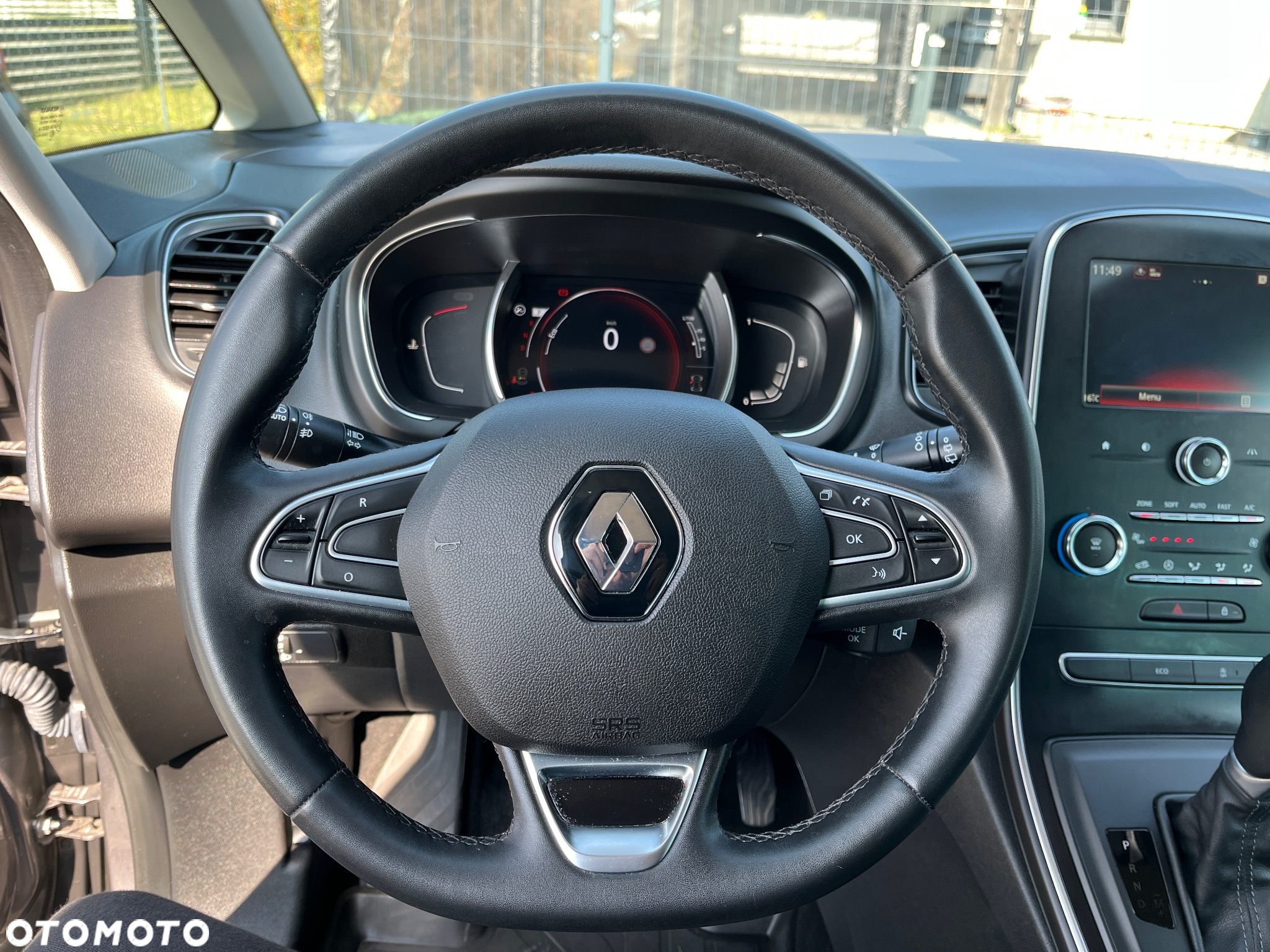 Renault Scenic BLUE dCi 120 EDC BUSINESS EDITION - 15