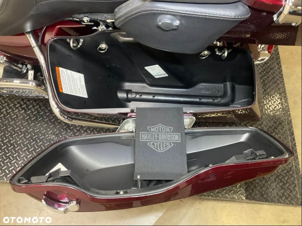 Harley-Davidson Touring Electra Glide - 13