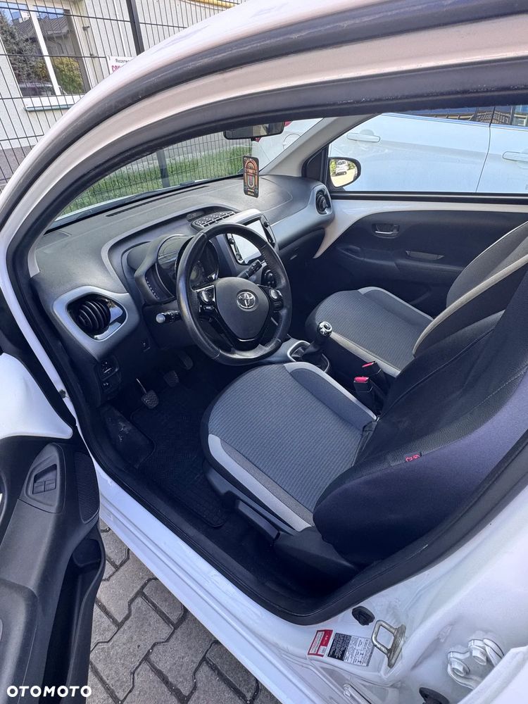 Toyota Aygo 1.0 VVT-i Black Edition - 1