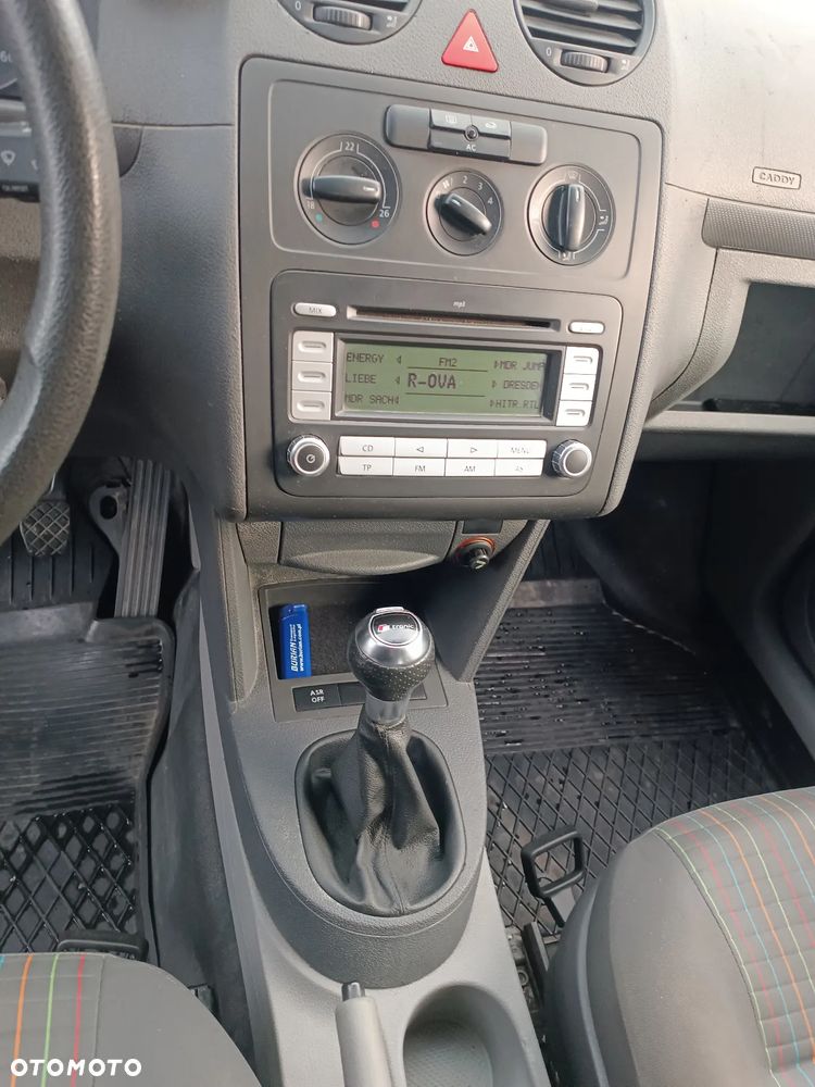 Volkswagen Caddy Mixt - 12