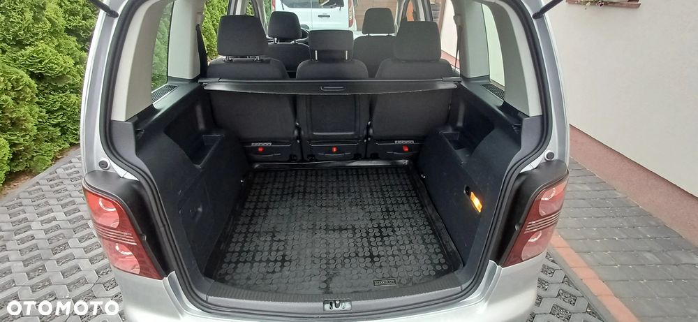 Volkswagen Touran 1.9 TDI Trendline - 9