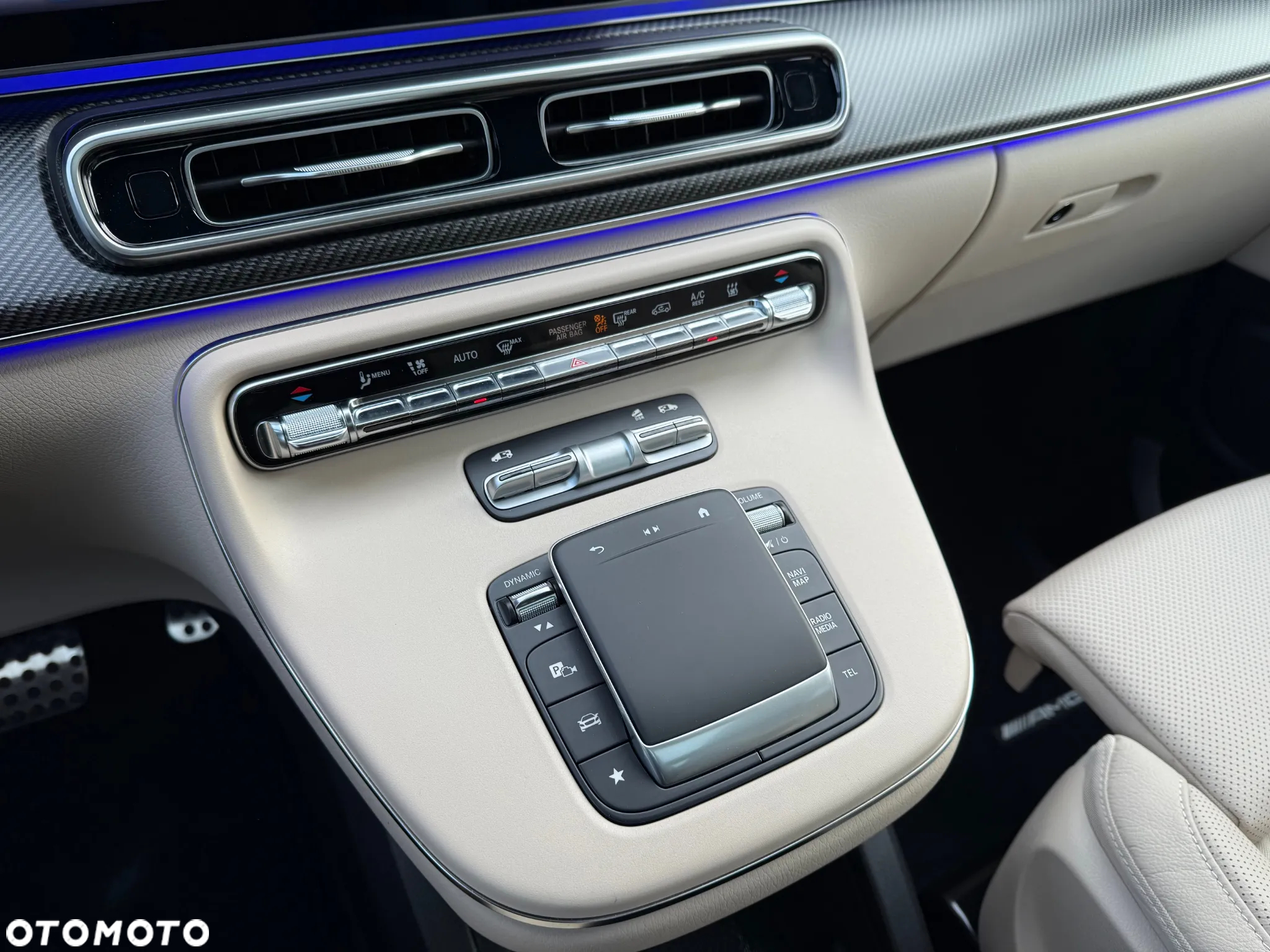 Mercedes-Benz Klasa V 300 d 4-Matic Avantgarde 9G-Tronic (d³ugi) - 24