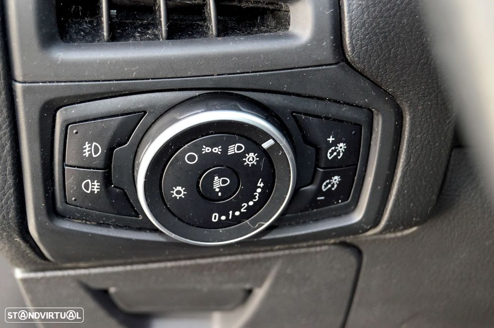 Ford Focus SW 1.5 TDCi Titanium - 13