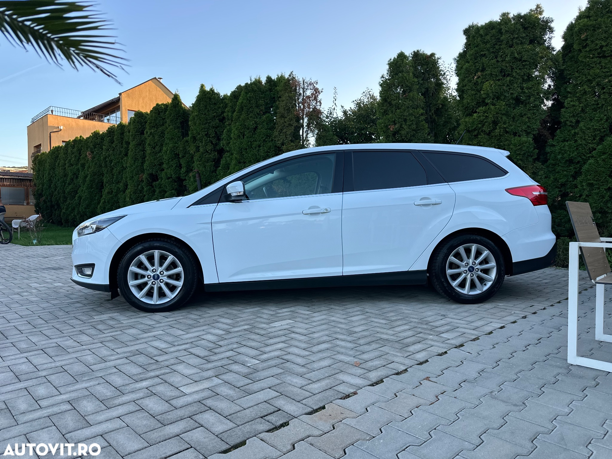 Ford Focus 1.5 EcoBlue Start-Stopp-System TITANIUM STYLE - 3
