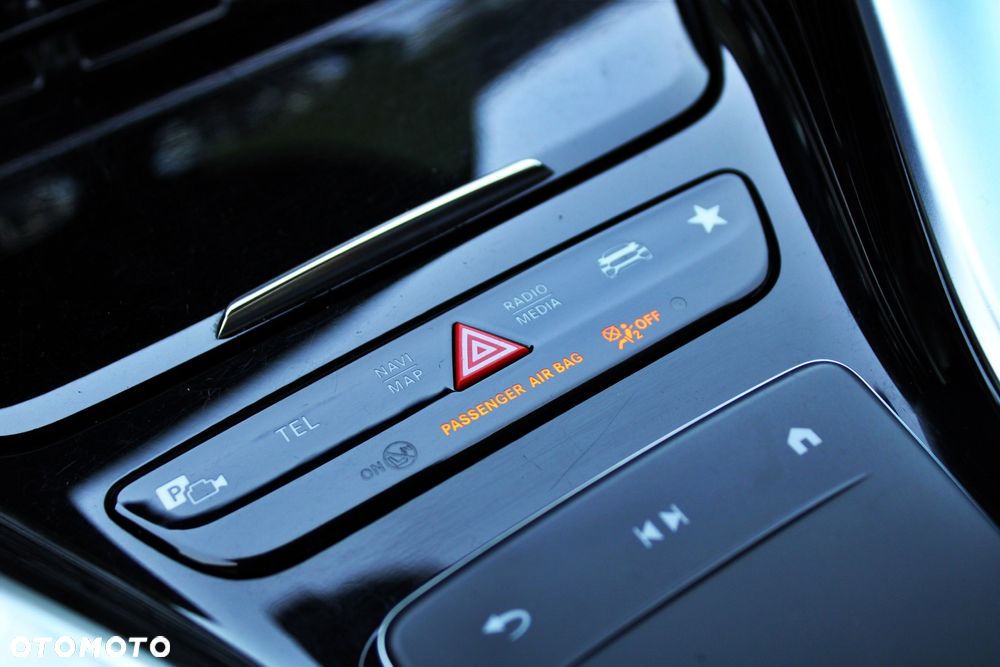 Mercedes-Benz AMG GT 43 4-Matic+ - 27