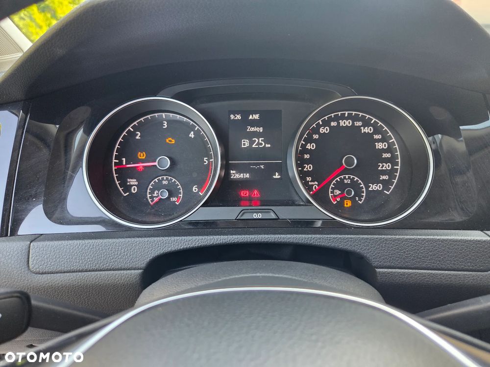 Volkswagen Golf - 14