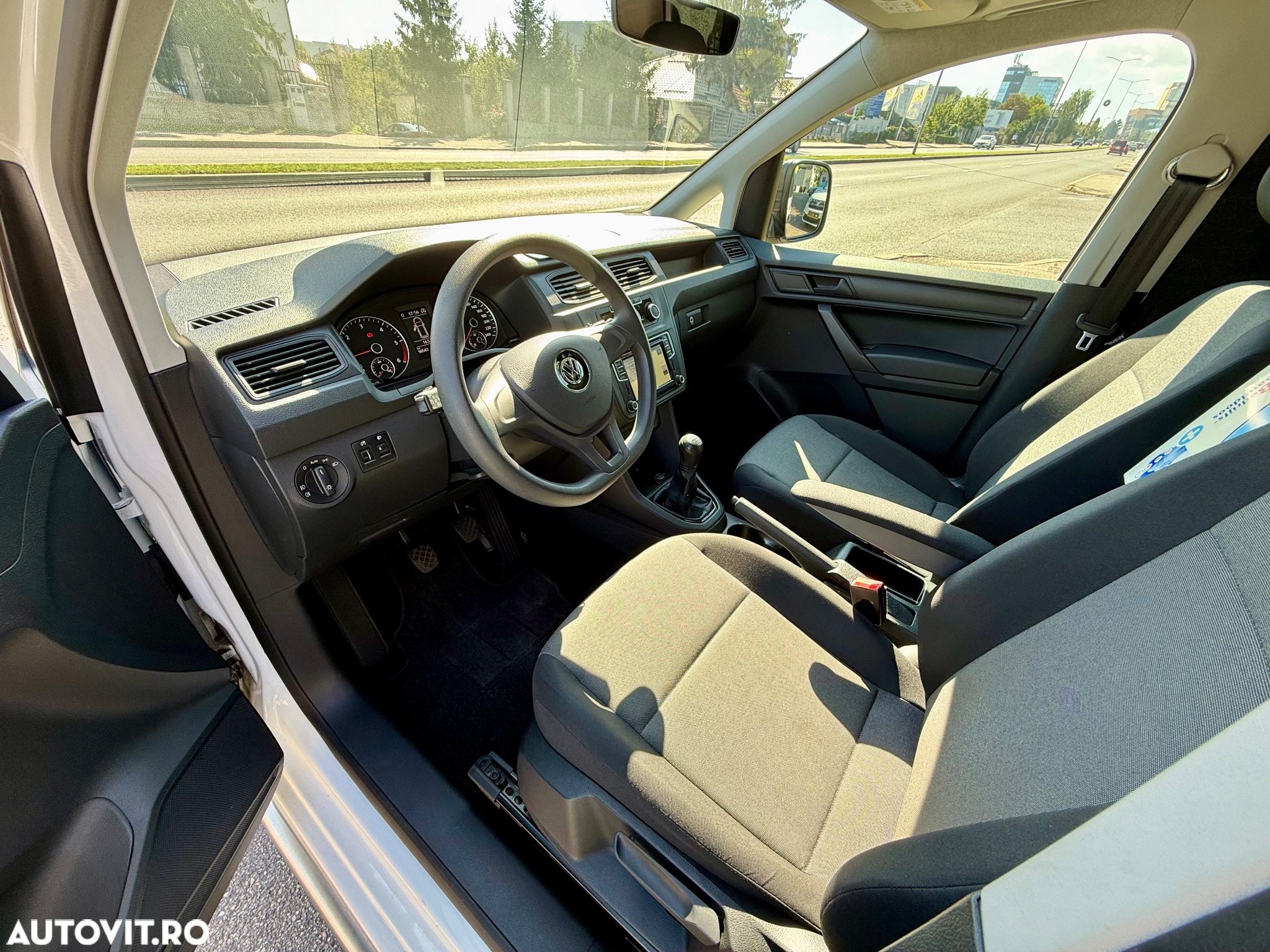 Volkswagen Caddy - 5