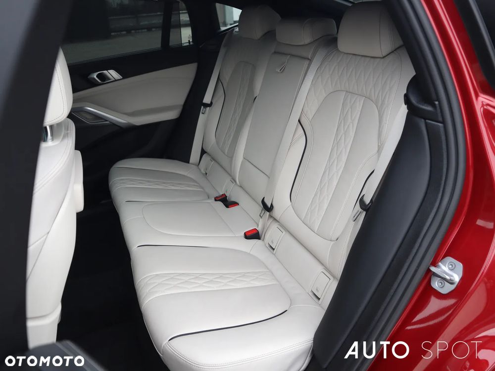 BMW X6 xDrive40d - 38