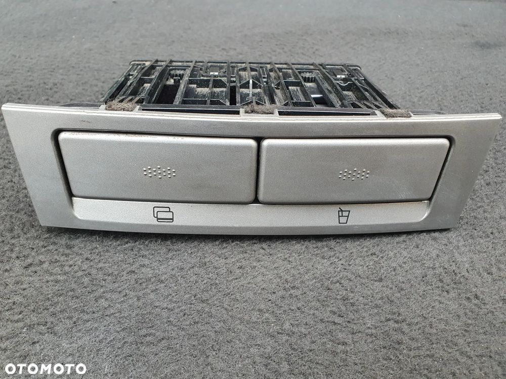 ALFA ROMEO 147 GT CUPHOLDER UCHWYT NA KUBEK 7352990590 - 1