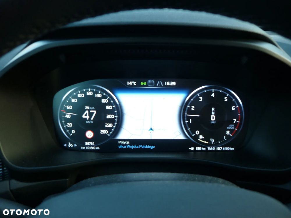 Volvo XC 40 T5 AWD Geartronic R-Design - 9