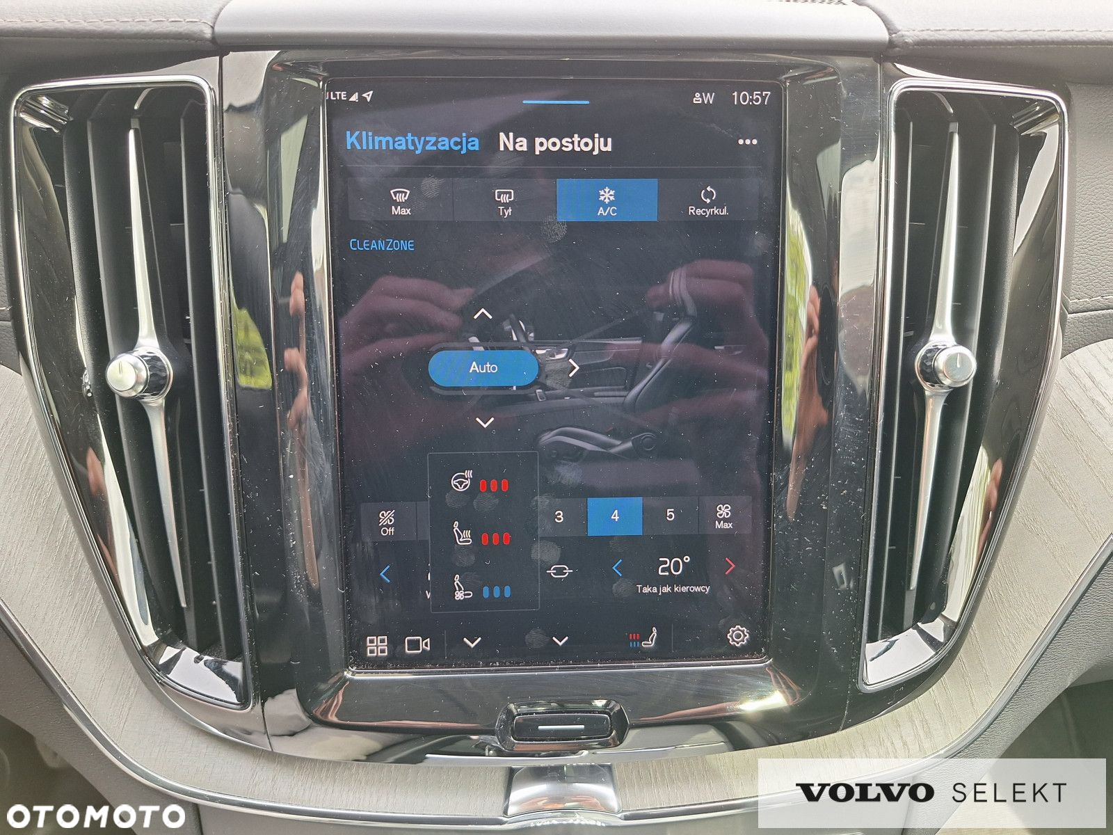 Volvo XC 60 - 24