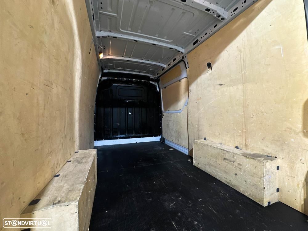 Renault Master L2H2 2.3 DCi 135cv Confort - 17