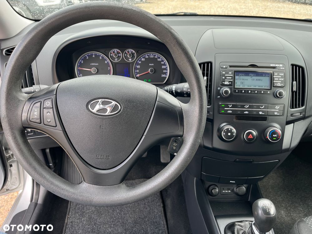 Hyundai i30 i30cw 1.4 blue Comfort - 10