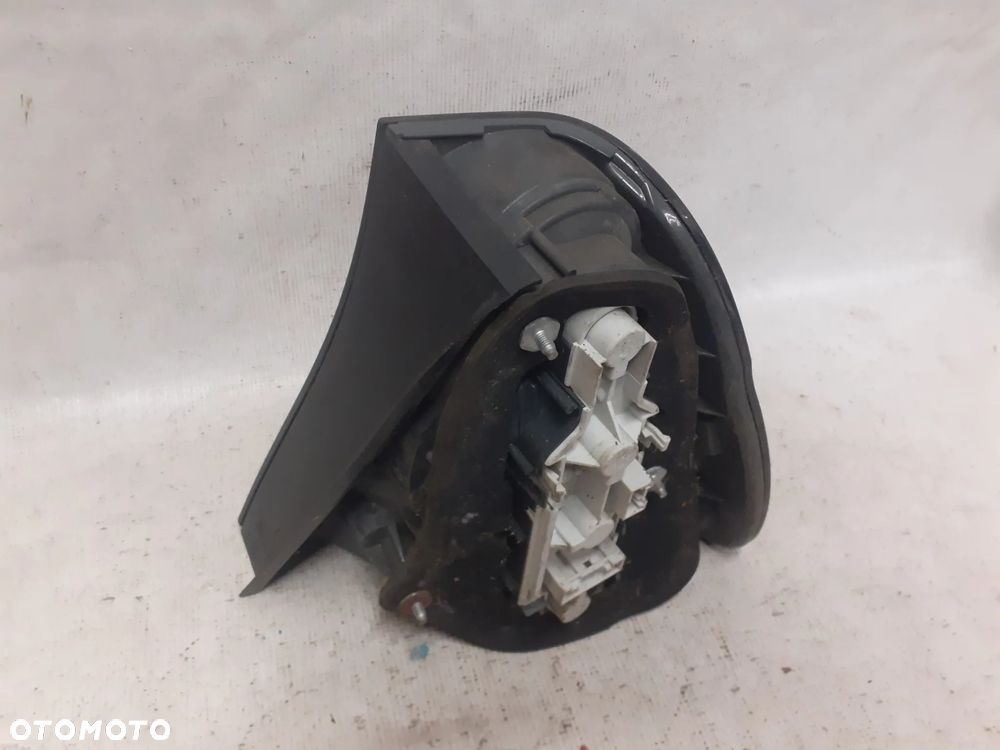 * LAMPA TYLNA LEWA TYŁ LEWO BMW 3 E46 COMPACT - 2