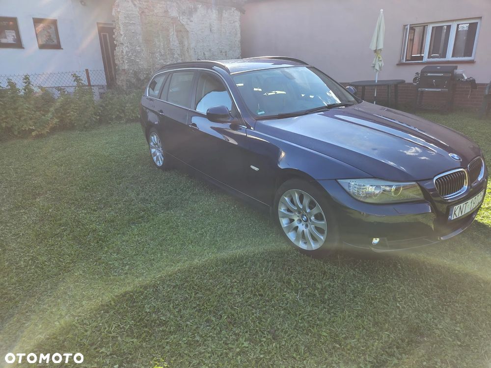 BMW Seria 3 330d - 3