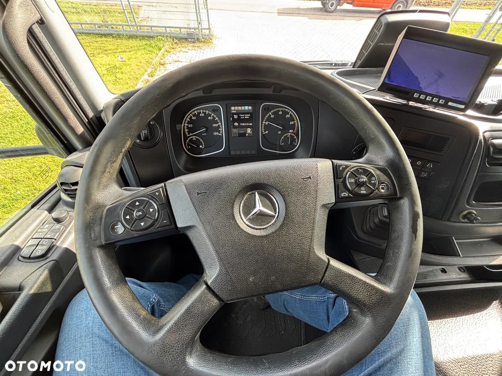 Mercedes-Benz ATEGO 1524  EURO 6 (1527, 1530) kontener z windą , idealny stan , z Niemiec - 33