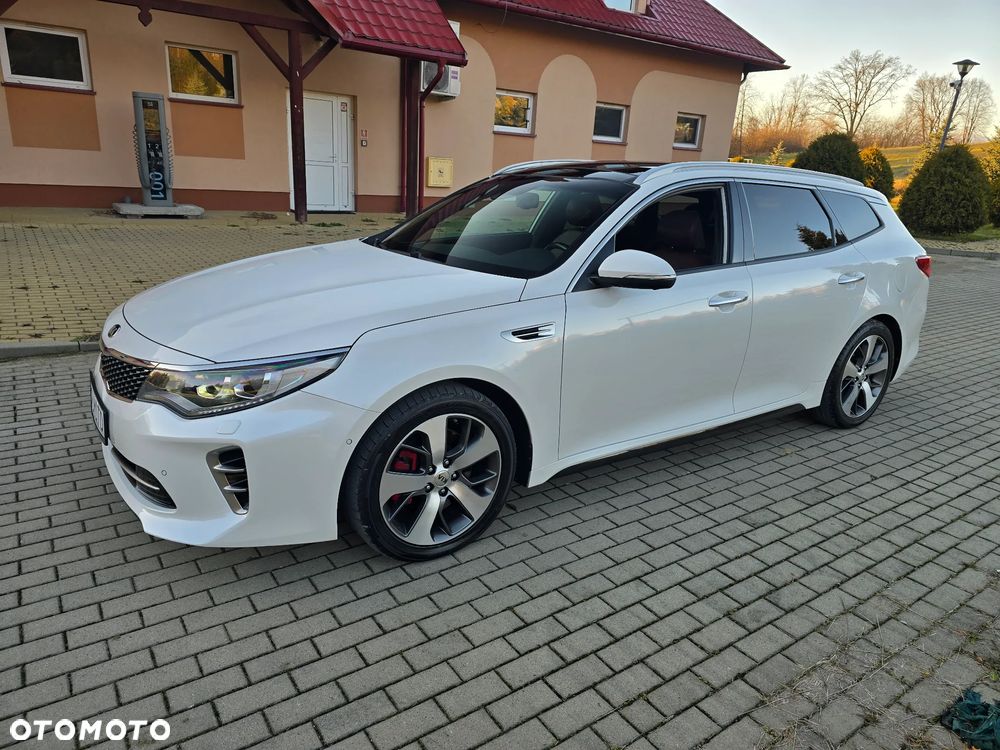 Kia Optima 2.0 T-GDI GT - 11