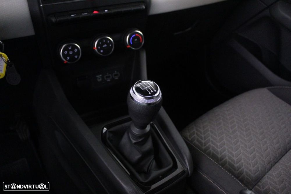 Renault Clio 1.0 TCe Evolution - 31