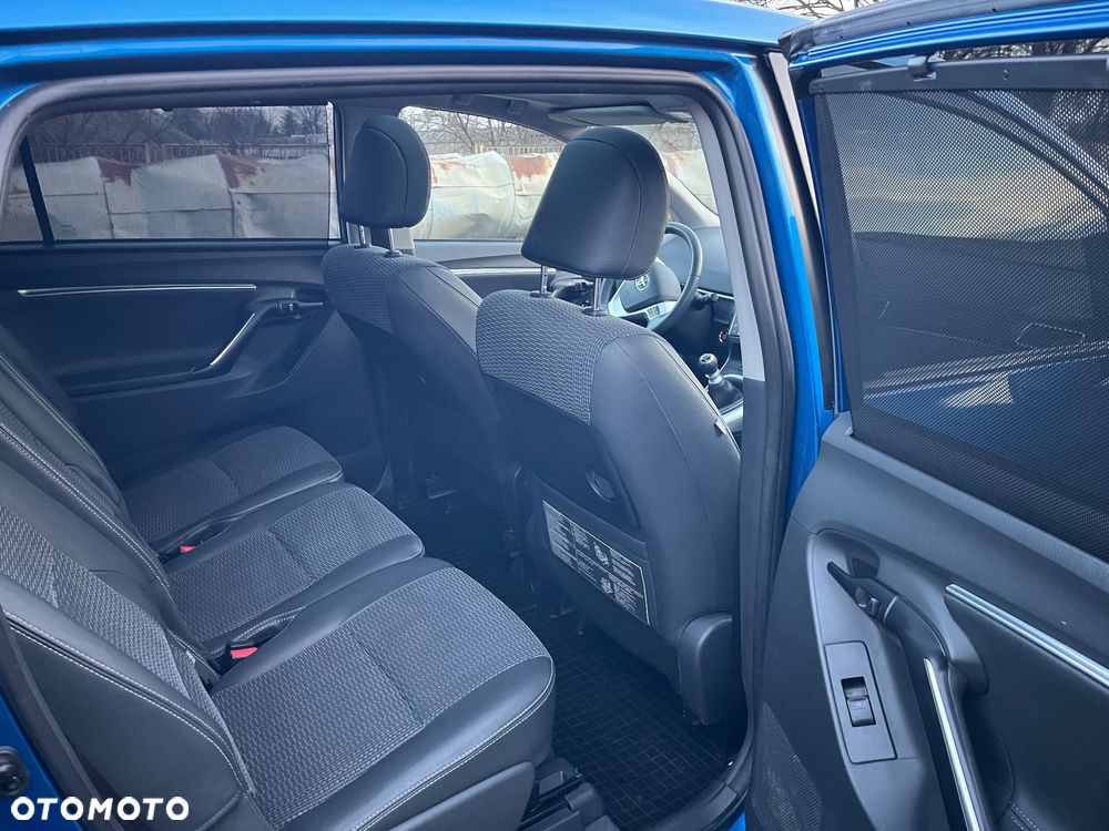 Toyota Verso 1.8 Executive - 22