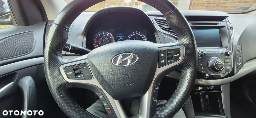 Hyundai i40 Kombi 1.6 Trend - 13