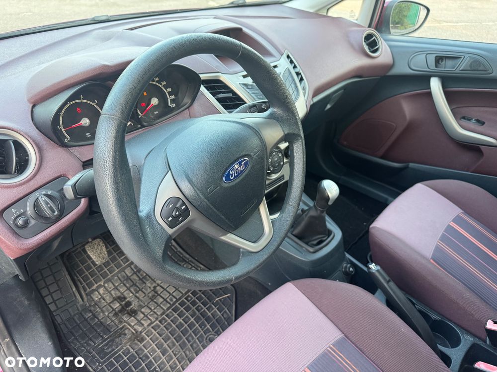 Ford Fiesta 1.25 Champions Edition - 18