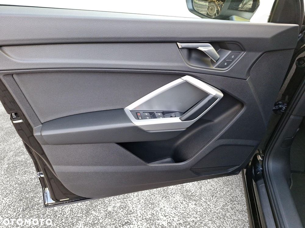 Audi Q3 - 13