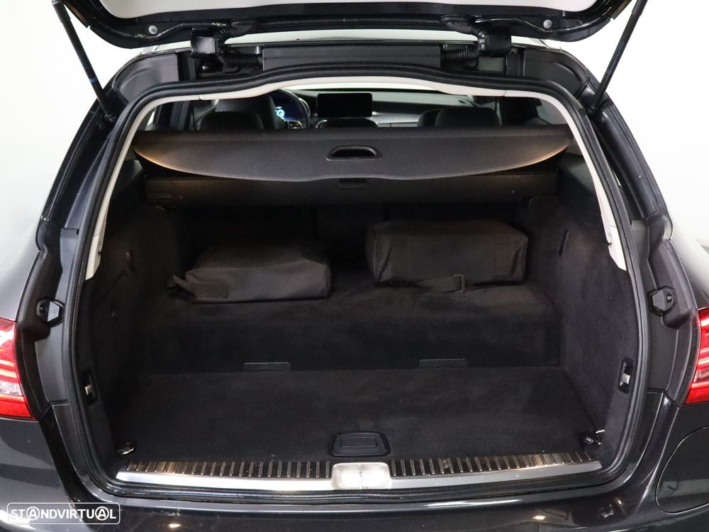 Mercedes-Benz C 300 de Avantgarde - 27