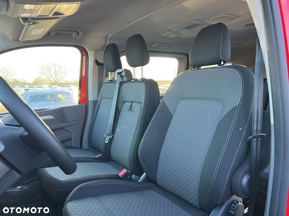 Volkswagen Caravelle - 15