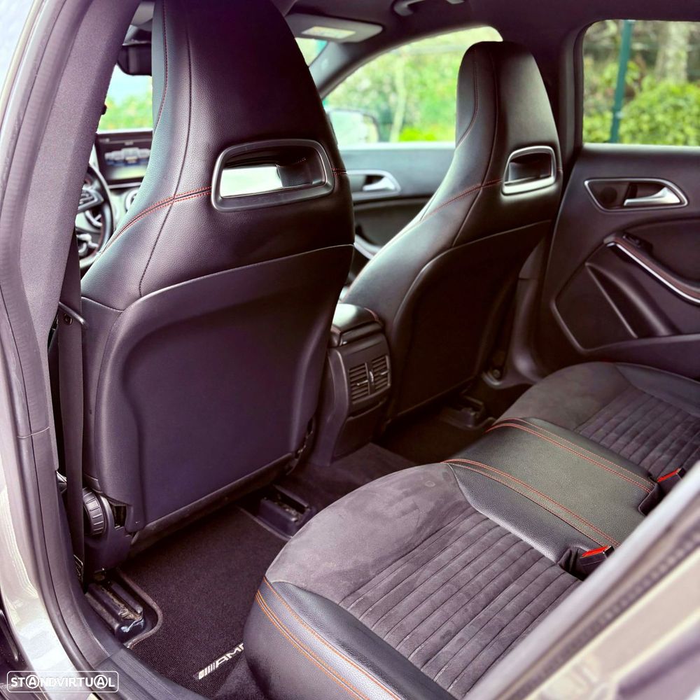 Mercedes-Benz CLA 200 - 12