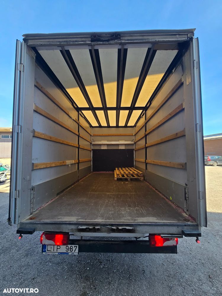 Mercedes-Benz Sprinter - 9
