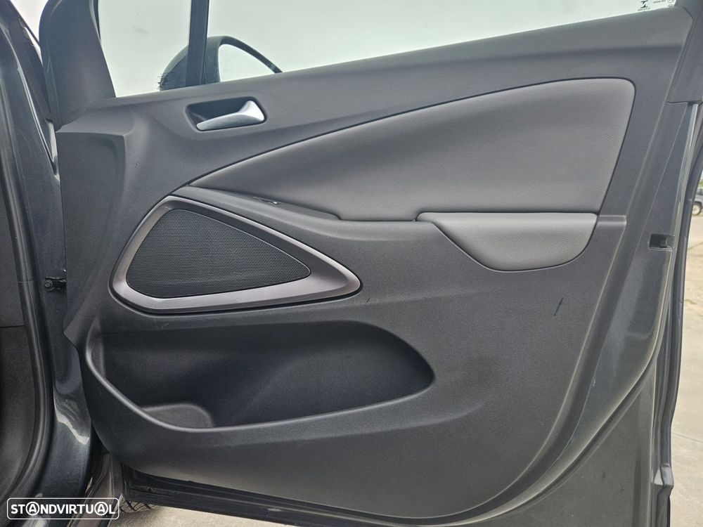 Opel Crossland X 1.2 T Innovation - 41