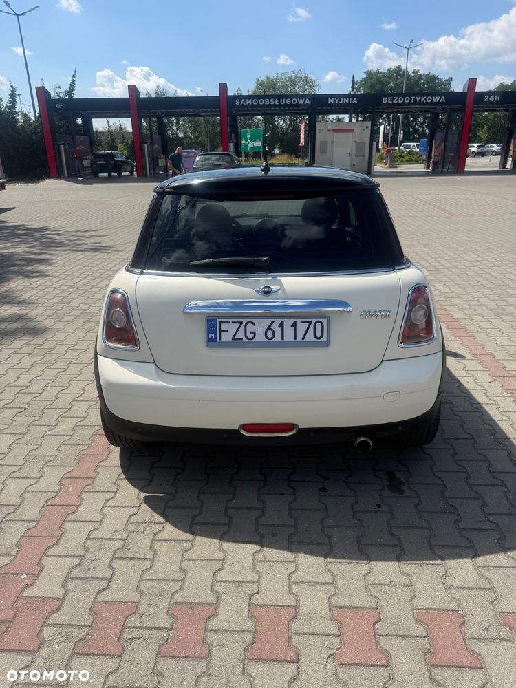 MINI Cooper Standard - 6