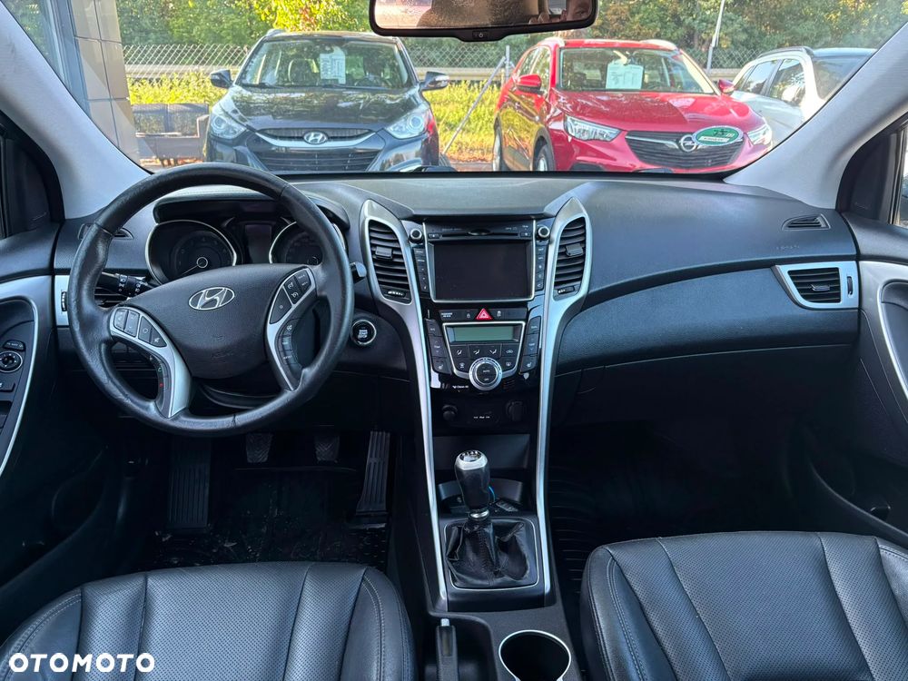 Hyundai i30 1.6 Style - 14