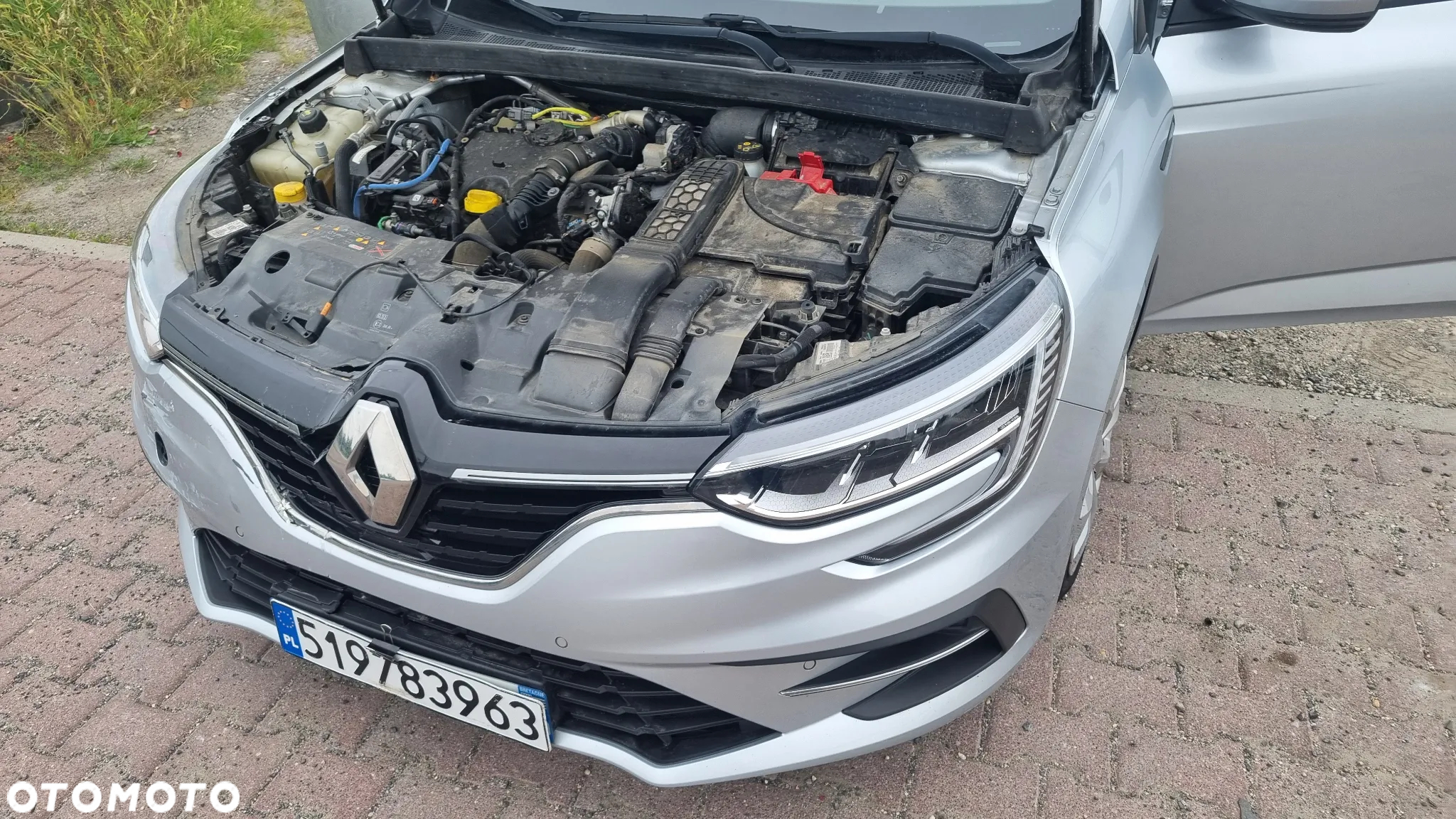 Renault Megane 1.5 Blue dCi Business - 24