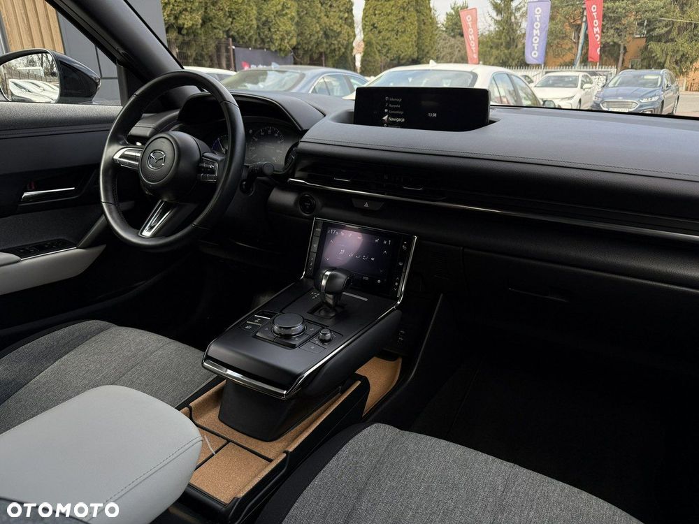 Mazda MX-30 - 17