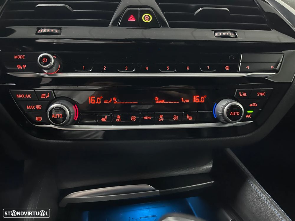 BMW 530 e Pack Desportivo M - 21