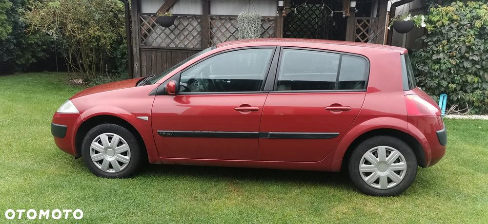 Renault Clio 1.2 Authentique - 1