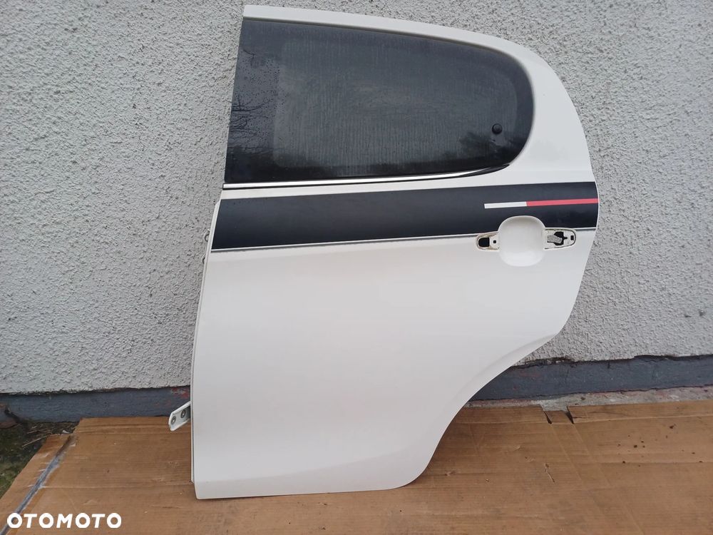 Citroen C1 II Peugeot 108 drzwi lewy tył 5 Drzwi KWD 14-