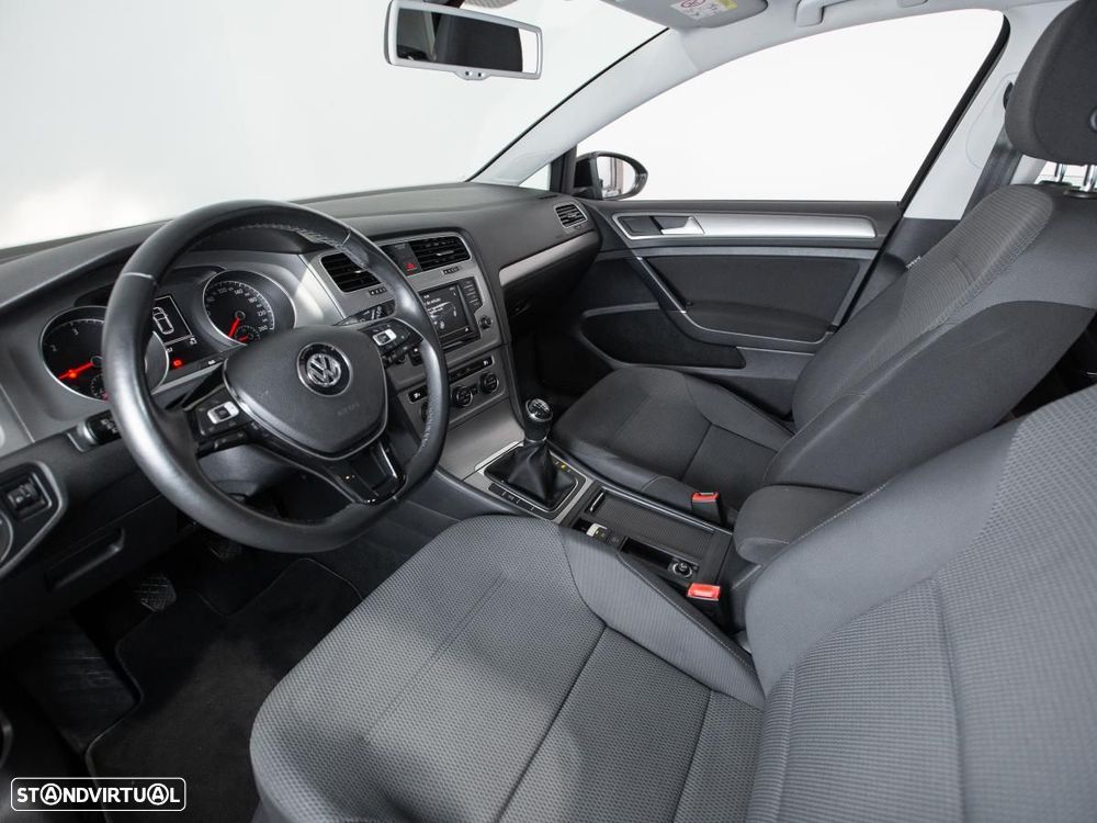 VW Golf - 7