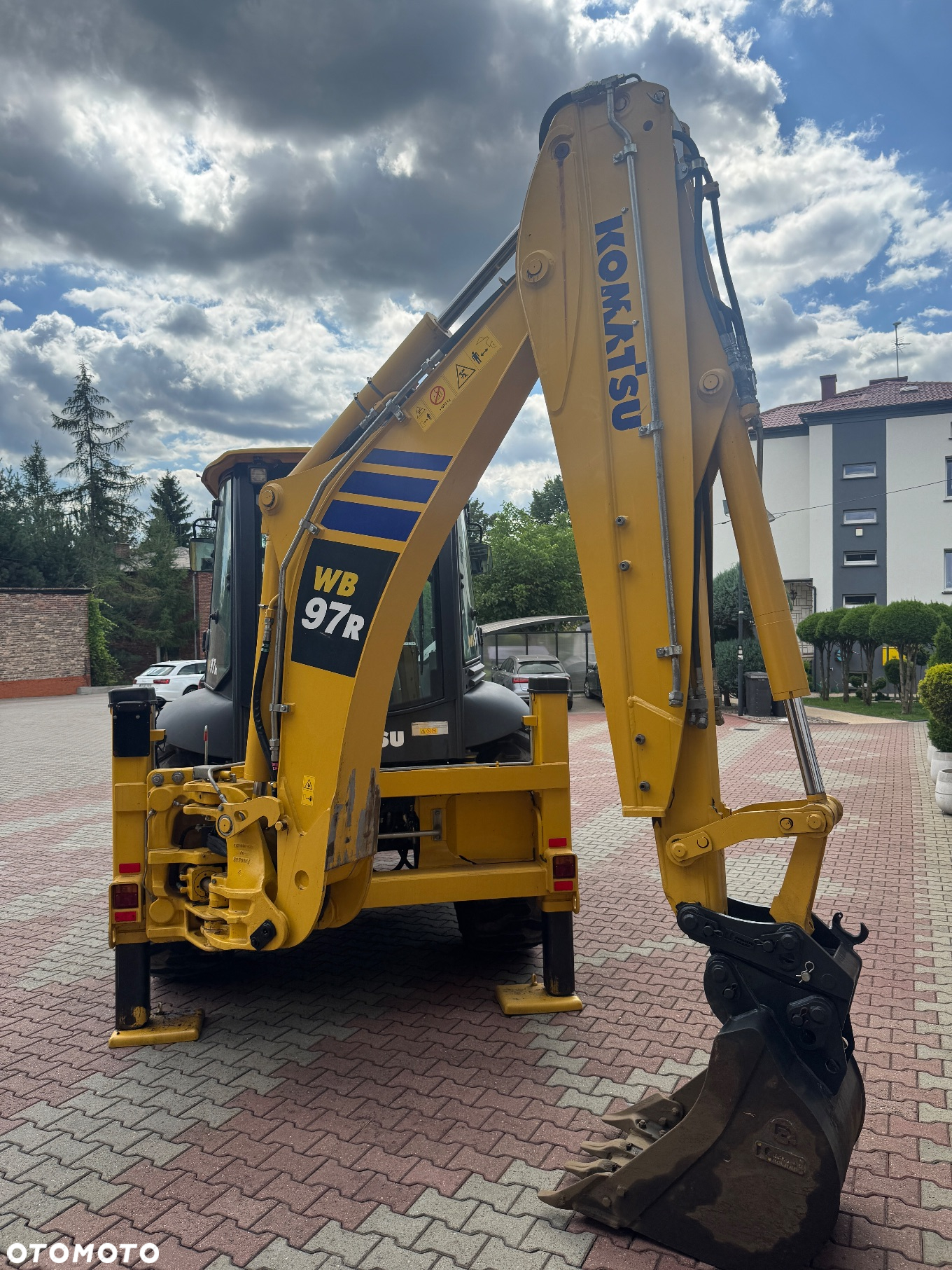 Komatsu WB 97R - 7